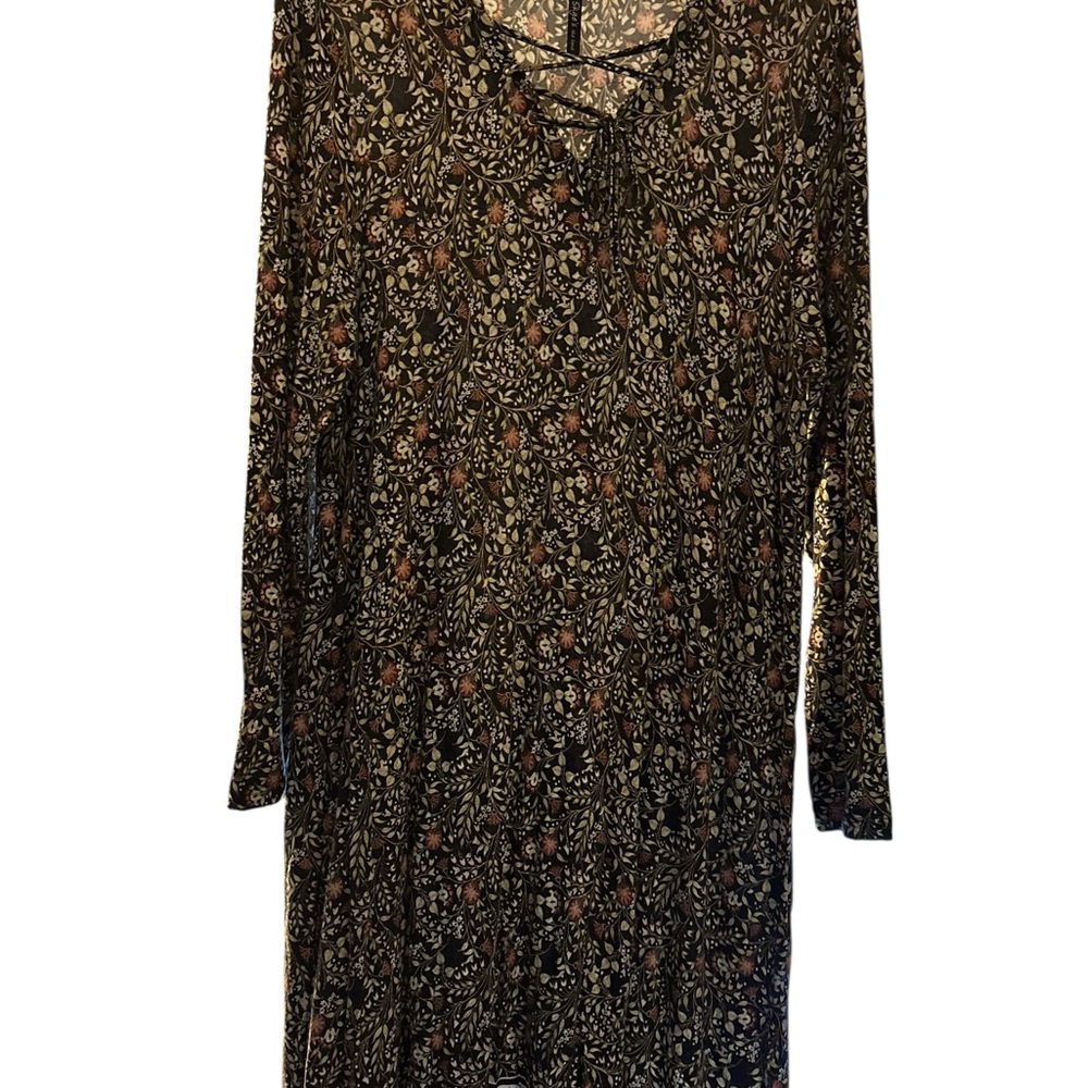Long Sleeve V-Neck Floral Maxi Dress in Black & Rust